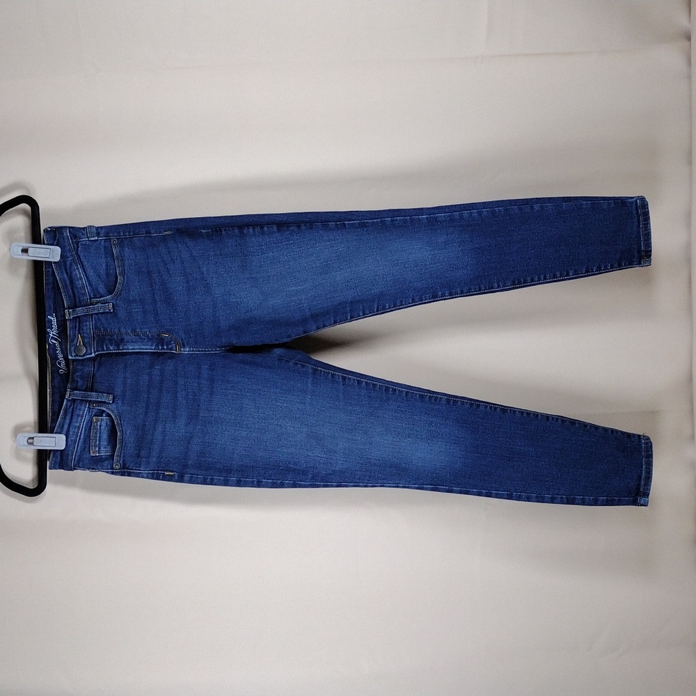 Universal Thread Women's High Rise Dark Blue Cotton Denim Casual Skinny Jeans